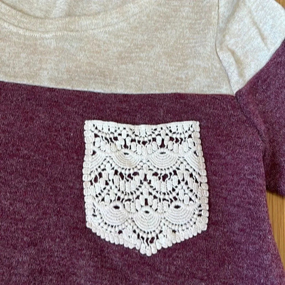 P.S KATE Size Large Sweater - Picture 2 of 5